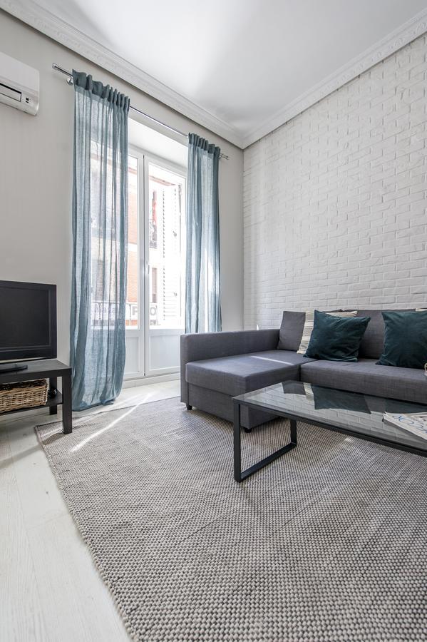 Ferienwohnung Plaza De Cibeles Madrid Exterior foto