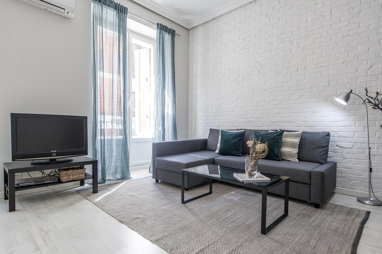 Ferienwohnung Plaza De Cibeles Madrid Exterior foto